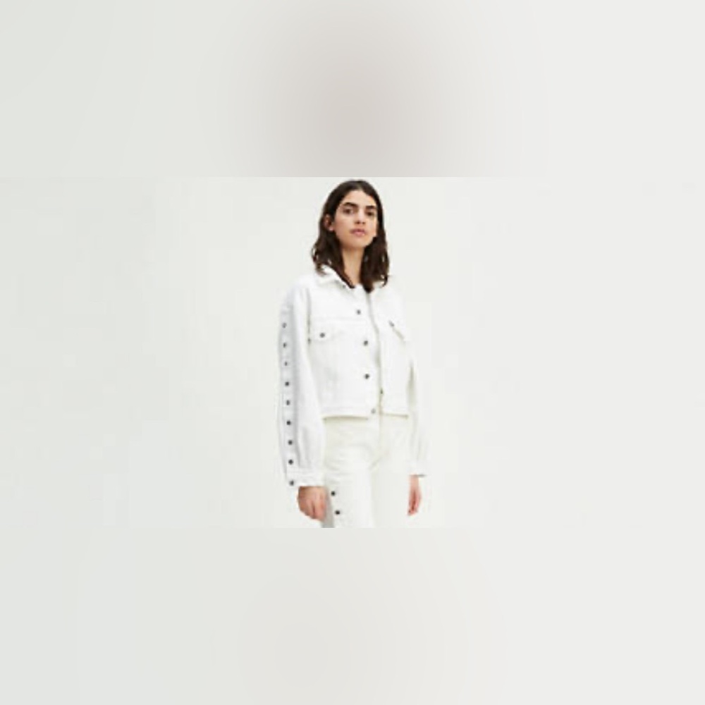 Levi’s women’s button down jacket